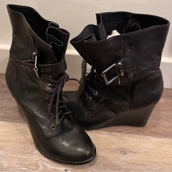 Black leather, ankle boots, - Picture 4 of 4
